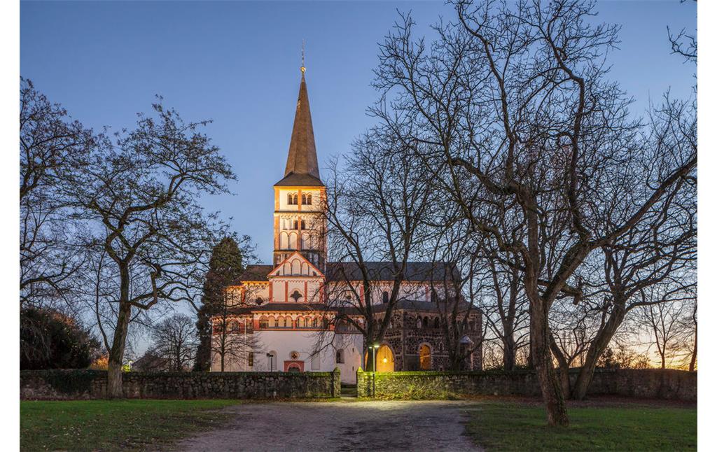 Romanische Doppelkirche in Bonn-Schwarzrheindorf (2015)