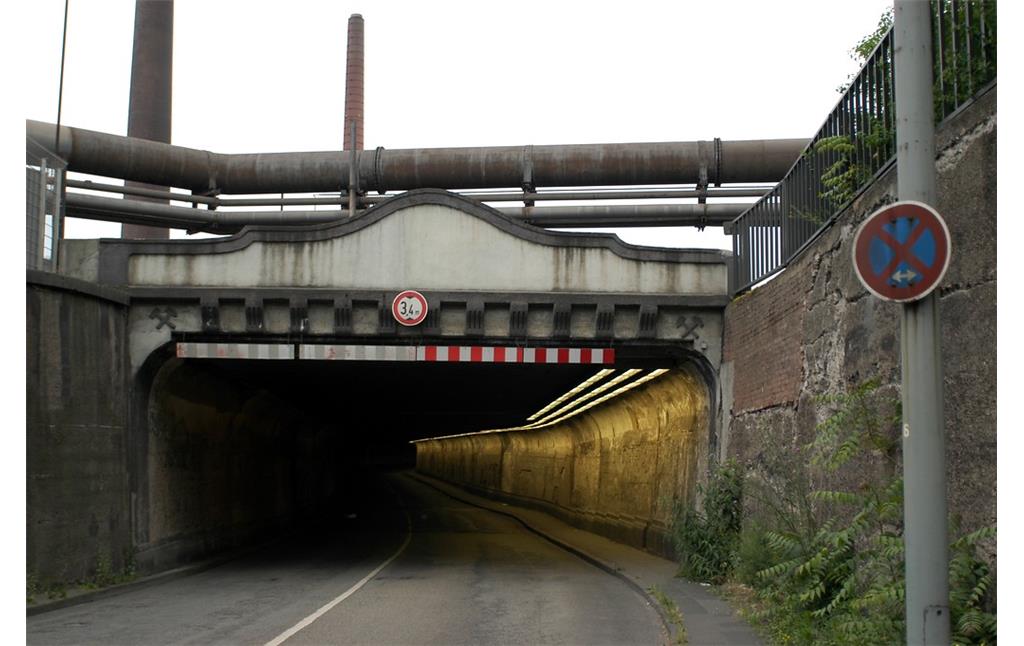 Tunnel Matenastraße, Duisburg-Bruckhausen (2005)