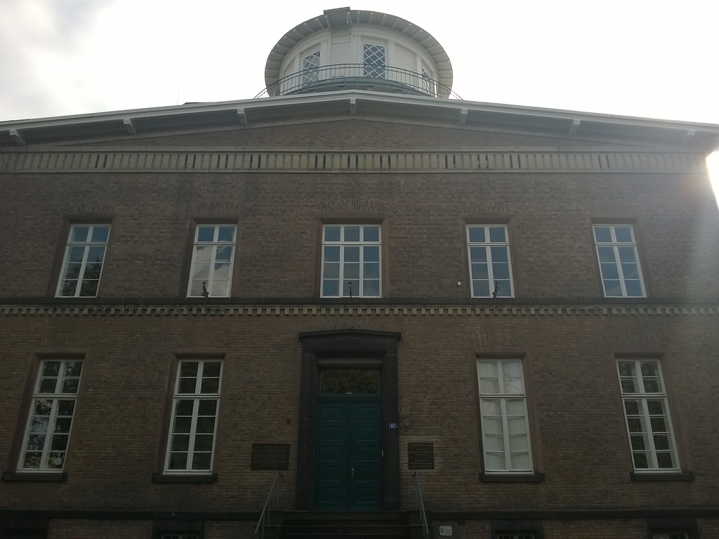 Front der Alten Sternwarte in Bonn (2014)