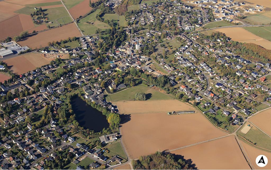 Luftbildaufnahme von Kirspenich (2018)
