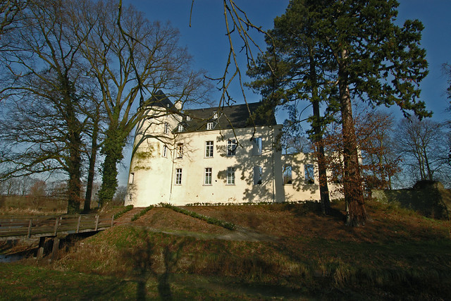 Burg Botzelaer