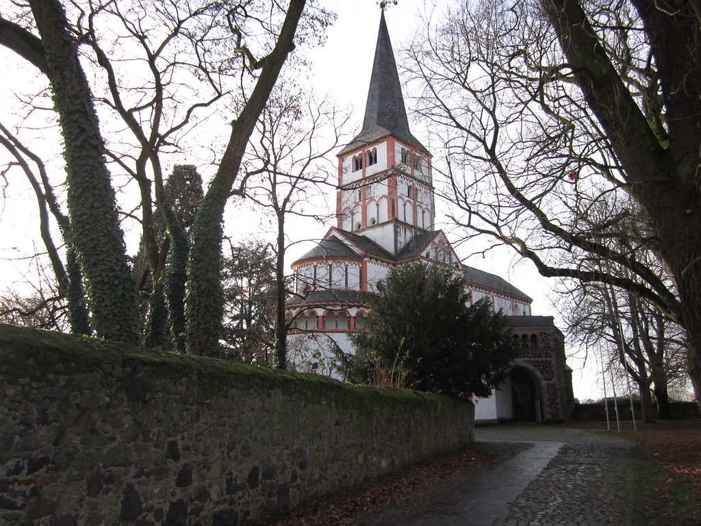 Doppelkirche zu Schwarzrheindorf - Osteingang