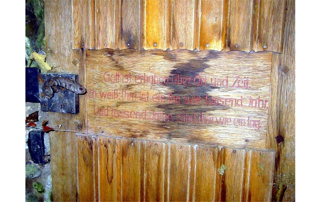 Inschrift an der Mönchspforte an der Abtei Heisterbach