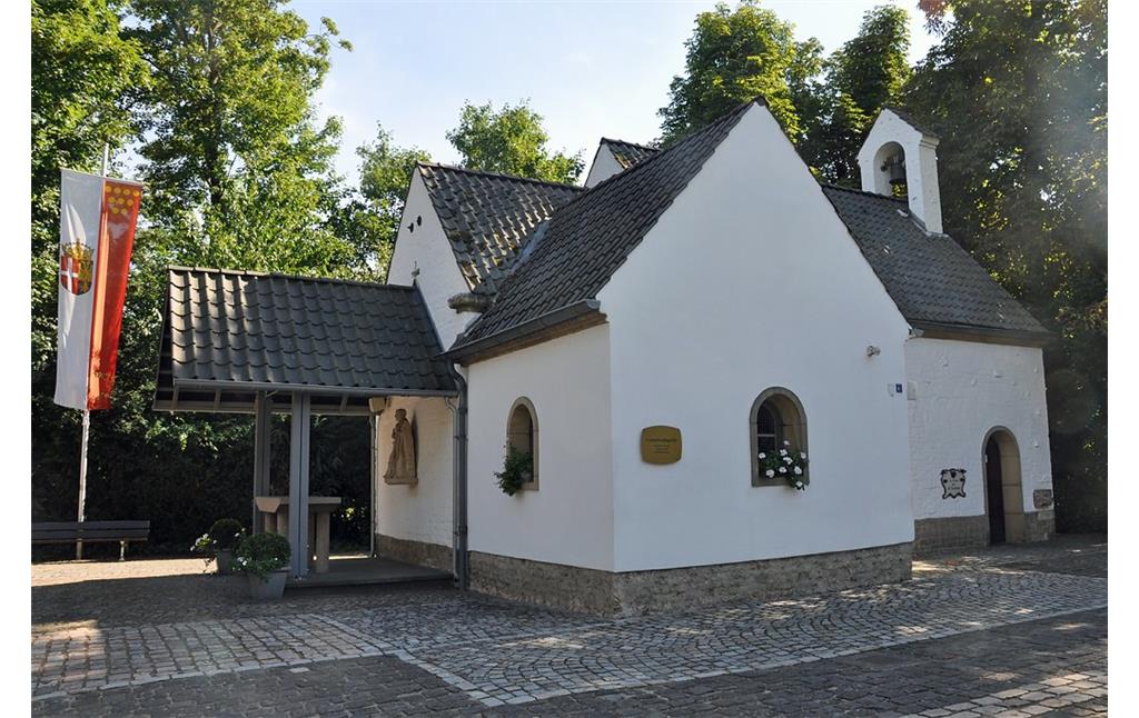 Die Kapelle St. Cornelius bzw. Corneliuskapelle in Neuss-Selikum (2017).