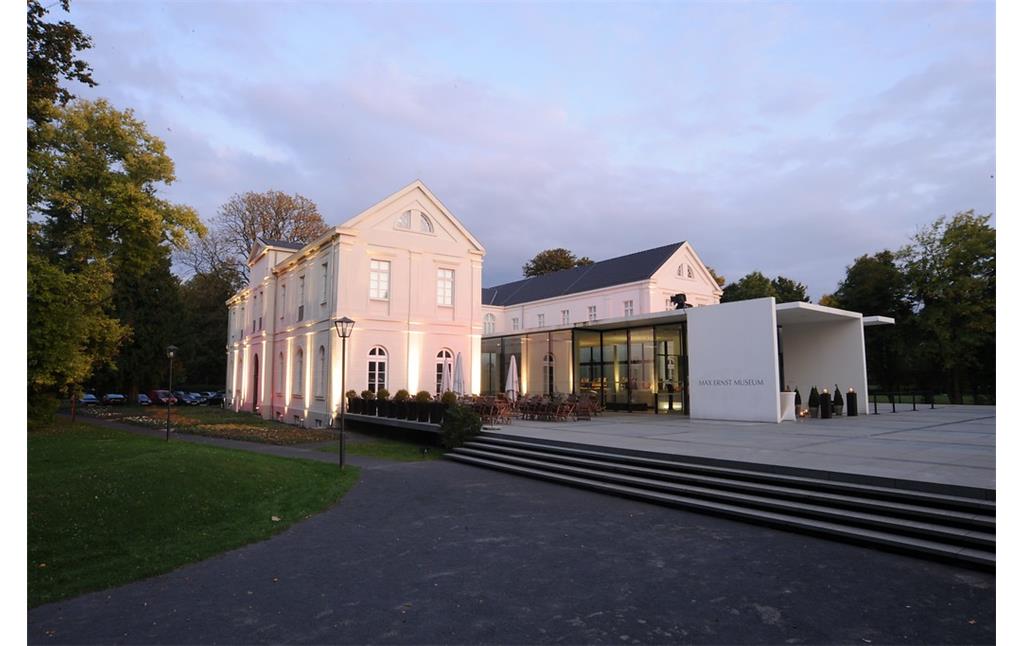 Max Ernst Museum Brühl des LVR, Außenansicht (2008).