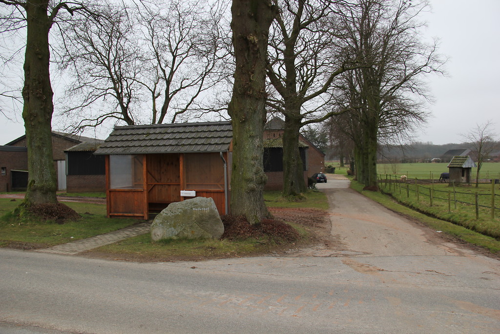 Zufahrt zum Mollenhof (Uedemerfelderweg 17) in Uedem (2013)