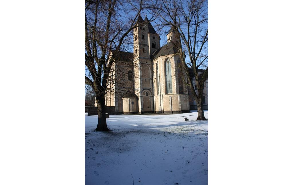 Die Klosterkirche der ehemaligen Prämonstratenserabtei Knechtsteden bei Dormagen (2017)