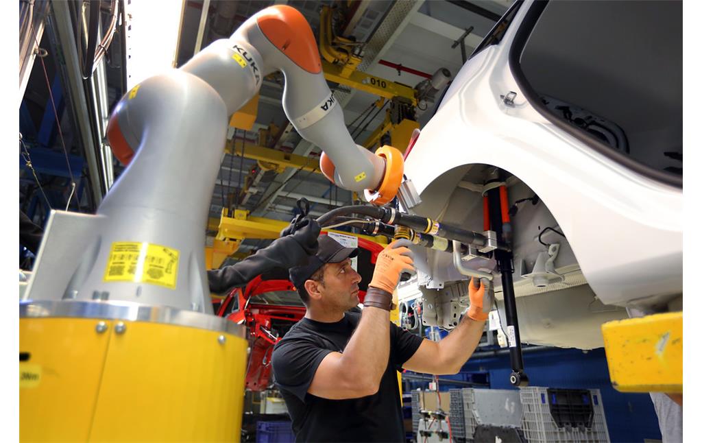 Robotergestützte Produktion des Ford Fiesta im Automobilwerk in Köln-Niehl (2017).
