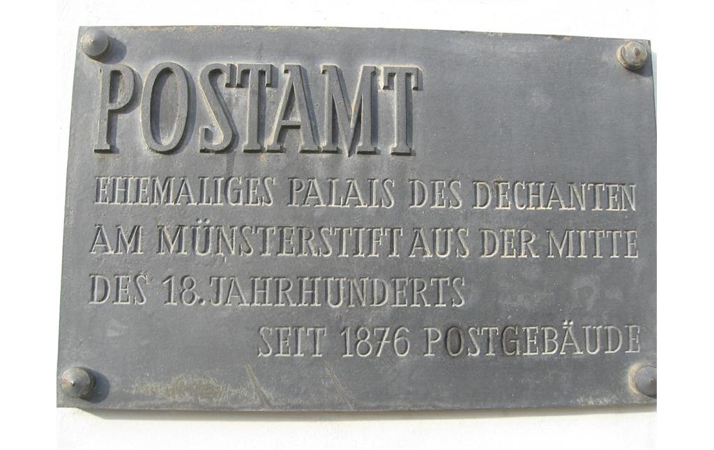Hinweistafe am Alten Postamt am Münsterplatz (2012)