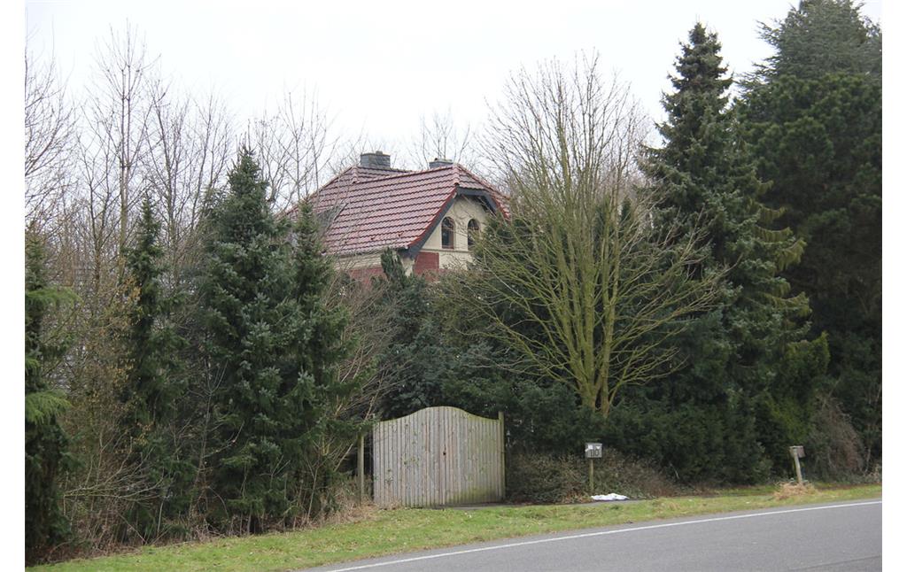 Die Villa Roeloffs in der Bergstraße in Uedemerfeld (2013).