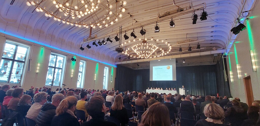Der Große Saal der Kölner Festhalle Gürzenich während einer internen Veranstaltung des Landschaftsverbands Rheinland (2023).