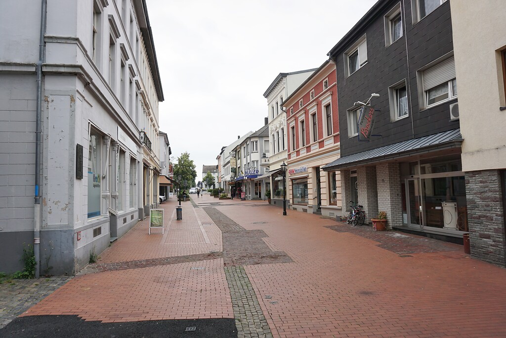 Viersen-Dülken, historischer Ortskern (2021), Lange Straße