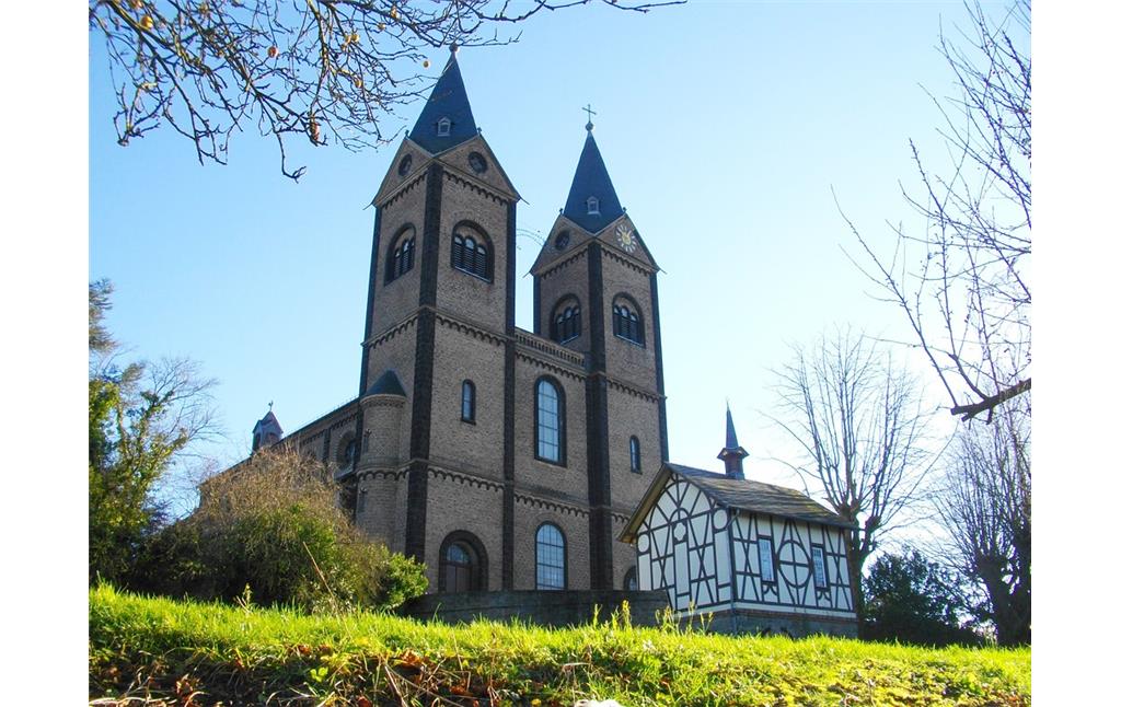 Katholische Pfarr- und Wallfahrtskirche Sankt Nikolaus in Koblenz-Arenberg (2008)