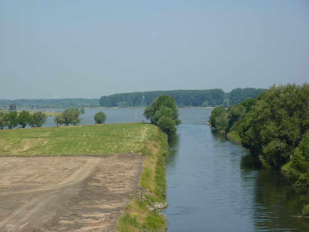 Die Mündung der Lippe in den Rhein bei Wesel (2010)