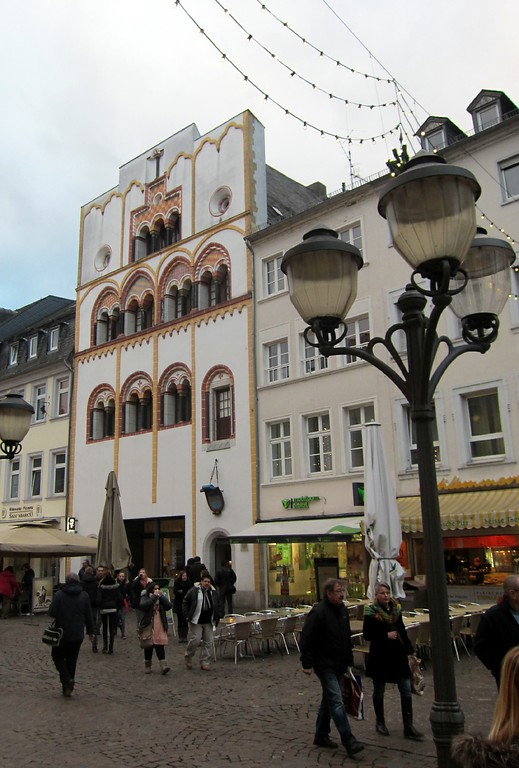 Das Trierer Dreikönigenhaus in der Simeonstraße (2013)
