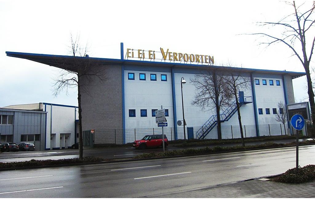 Produktionsgebäude des Spirituosenherstellers Verpoorten GmbH & Co. KG am Potsdamer Platz in Bonn (2015).