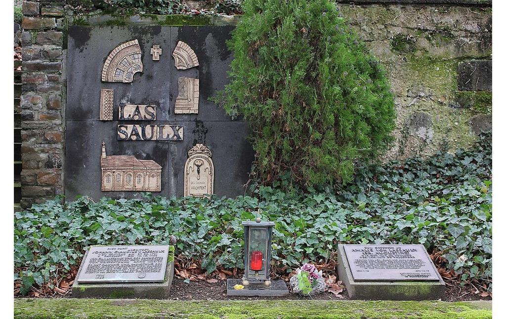 Das Grab der Familie von Lassaulx auf dem Friedhof in Weißenthurm (2016).