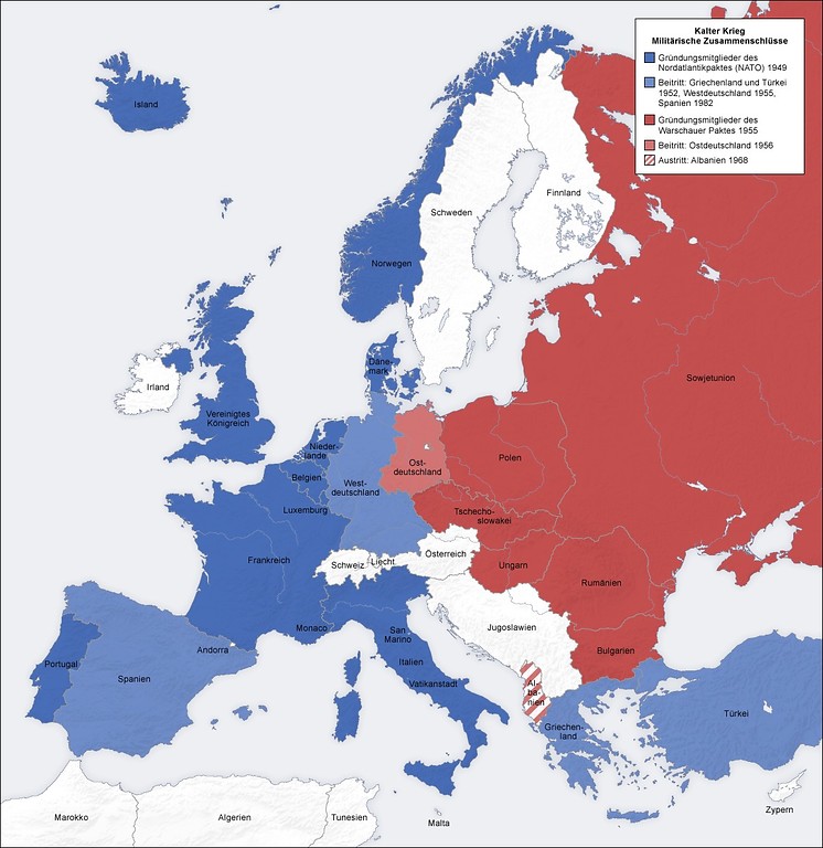 Karte zu den militärischen Bündnissen in Europa während des Kalten Krieges: In Blau die NATO-Staaten, in Rot die Länder des Warschauer Paktes.
