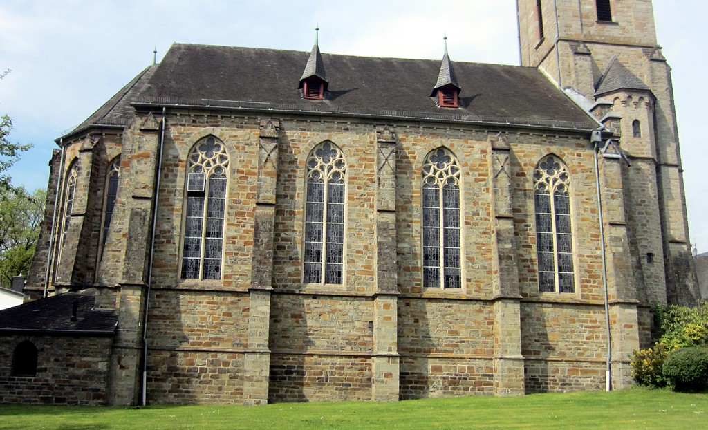 Das Hauptschiff der evangelischen Kirche in Windeck-Herchen, Ansicht von Osten (2014)