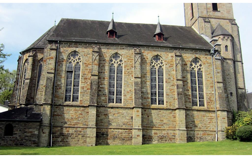 Das Hauptschiff der evangelischen Kirche in Windeck-Herchen, Ansicht von Osten (2014)