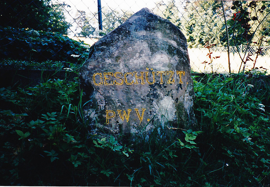 Ritterstein Nr. 53 "Geschützt" in Hermersbergerhof (1996)