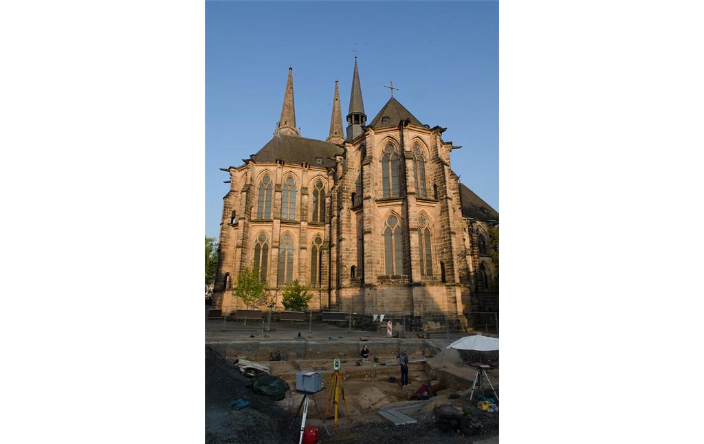 Elisabethkirche in Marburg, Blickrichtung Westen auf den Hauptchor (2016)