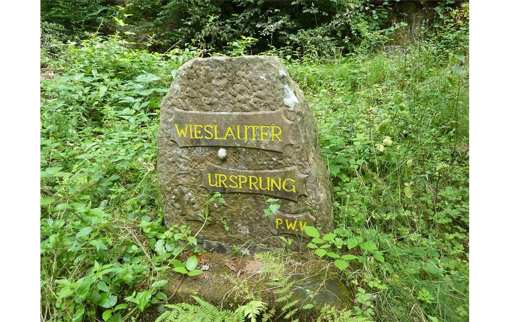 Ritterstein Nr. 230 Wieslauter Urprung südöstlich von Merzalben (2013)