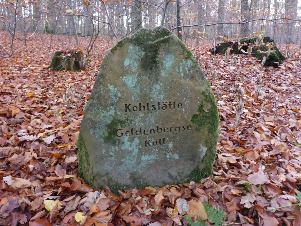 Wegstein "Kohlstätte Geldenbergse Kull" (2020)