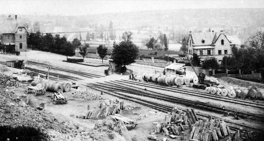 Historische Fotografie des Kottenheimer Bahnhofs (um 1890)
