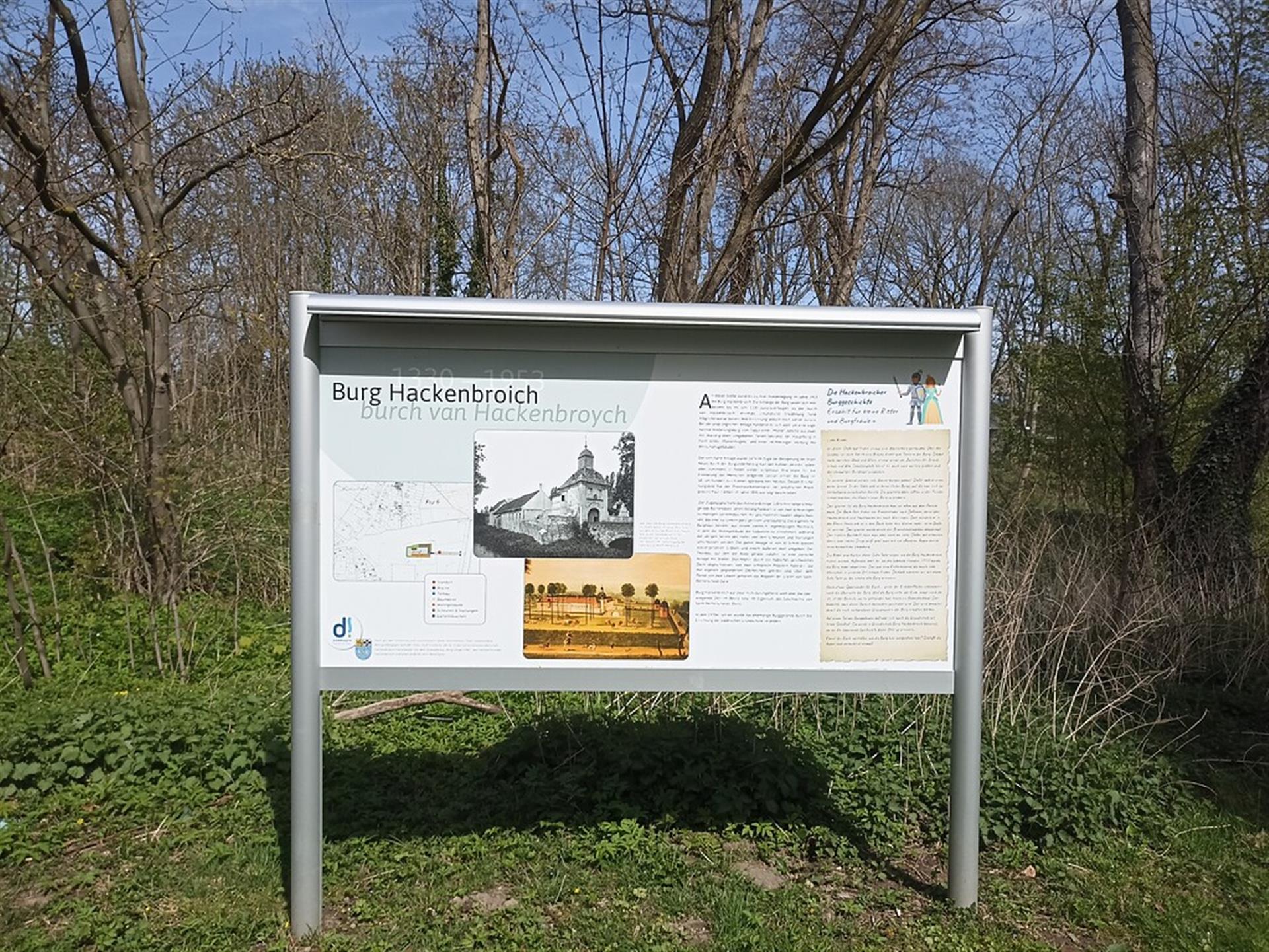 Informationstafel zur Burg Hackenbroich am ehemaligen Standort (2022). &copy; Dana Pfeiffer / LVR
