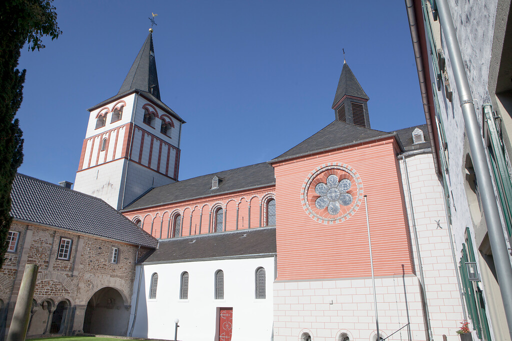 Kirche der Benediktinerpropstei Oberpleis (2015)