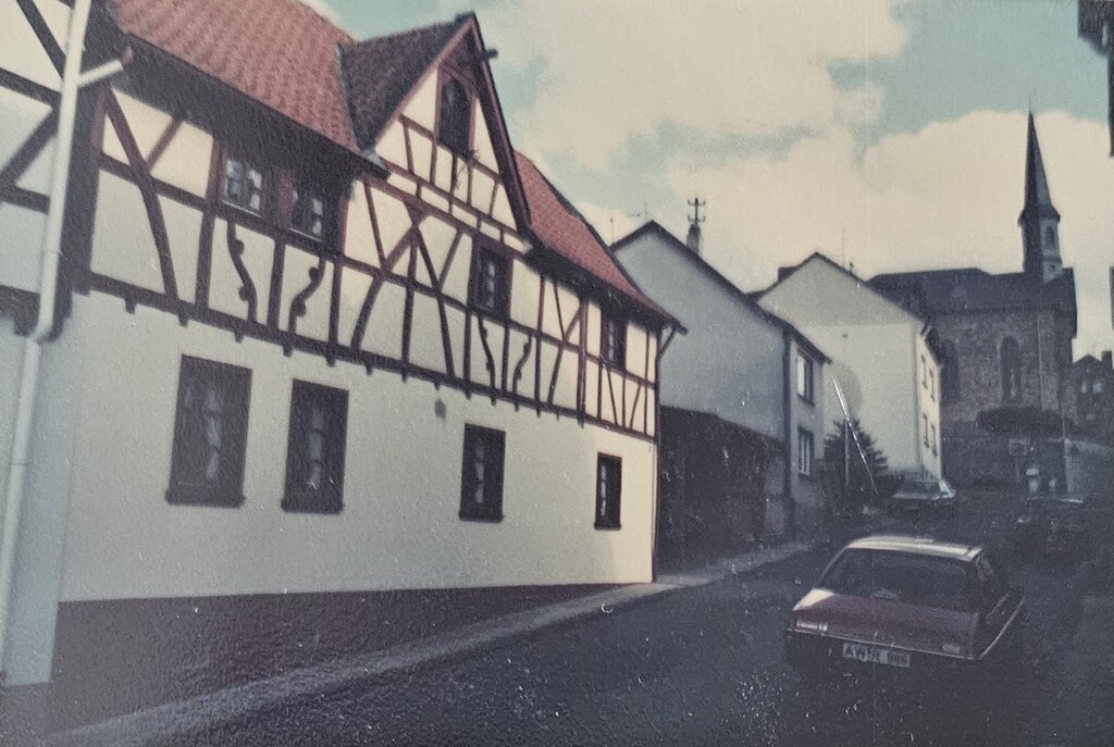 Wohnhaus Kreuzstraße 2 in Löhndorf (1985)