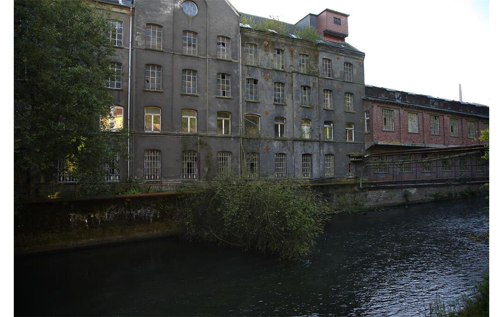 Alte Fabrikanlage an der Wupper in Dahlhausen (2008)