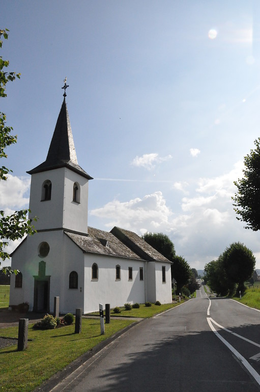 St. Rochus-Kapelle in Kemmerich, an der Höhenstraße Lindlar-Kalkofen (2014)