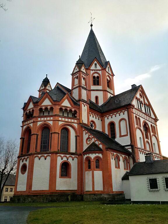 Katholische Pfarrkirche Sankt Peter in Sinzig (2015)