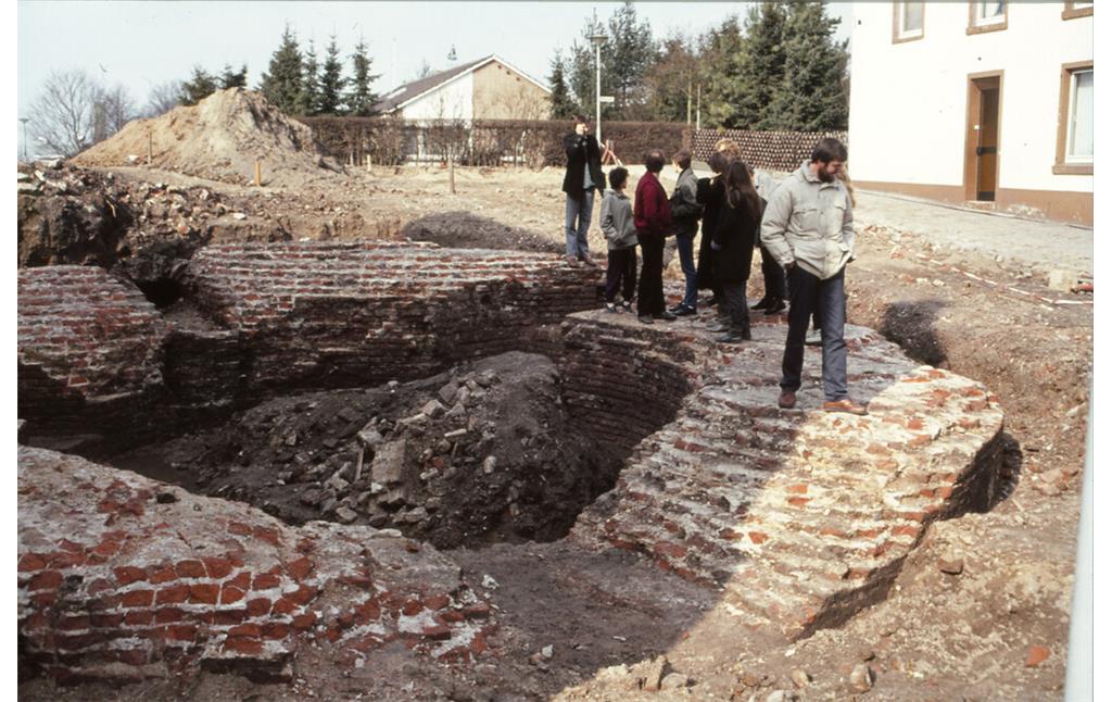 Rees. Rynwicker Tor, während der Ausgrabungen (1985)