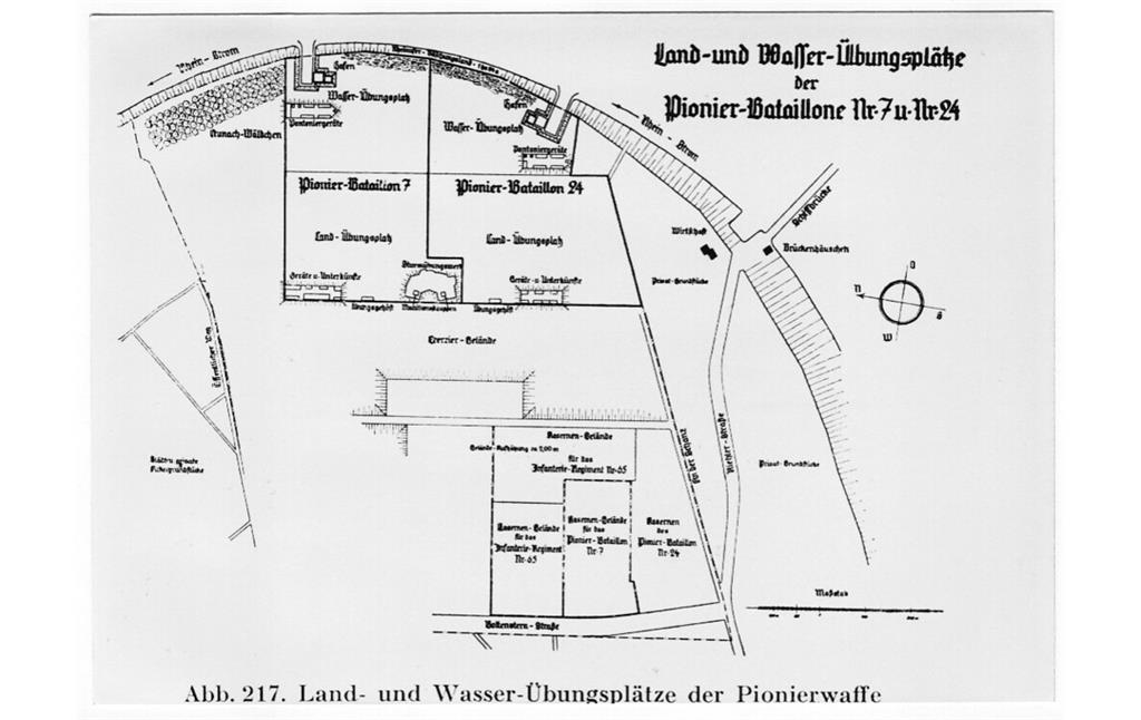 Lageplan (undatiert) der laut Beschriftung "Land- und Wasser-Übungsplätze der Pionier-Bataillone Nr. 7 u. Nr. 24" im Bereich der Kasernenanlage Boltensternstraße in Köln-Riehl mit der Mülheimer Schiffbrücke rechts in der Karte.