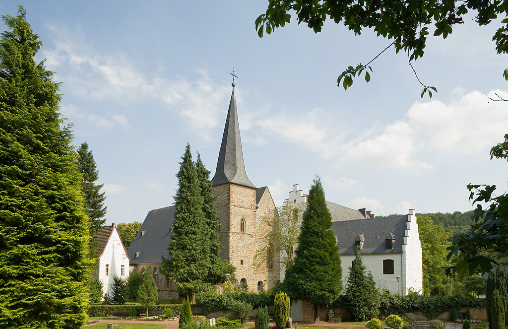 Langerwehe-Wenau, Kloster Wenau m. Pfarrkirche St. Katharina, Wenauer Str.