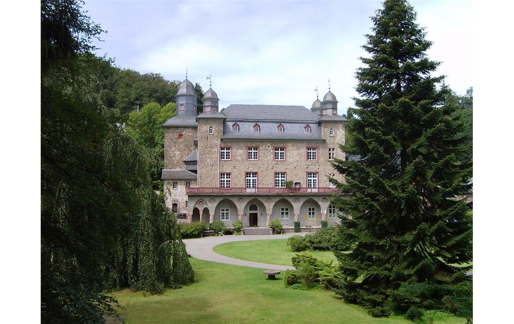 Schloss Gimborn mit Schlosspark und altem Baumbestand (2009)