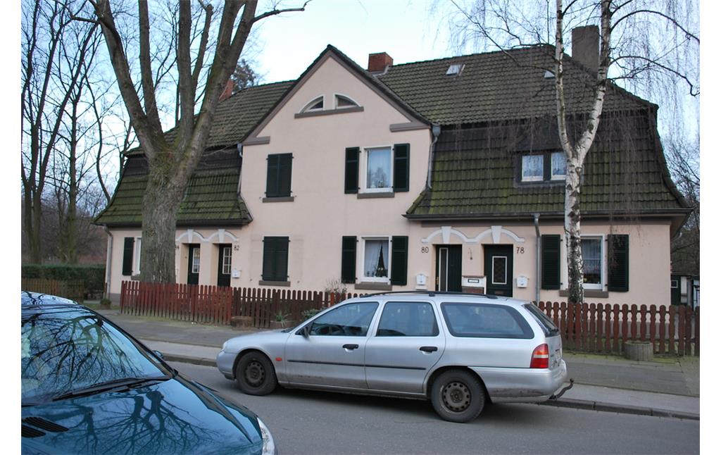 Wohnhaus in der Alten Zinkhüttensiedlung in Duisburg-Marxloh (2013)