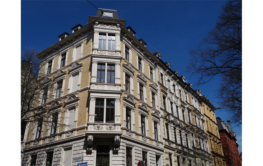 Gründerzeitliches Wohnhaus in der Marienstraße auf dem Ölberg in Wuppertal (2017)