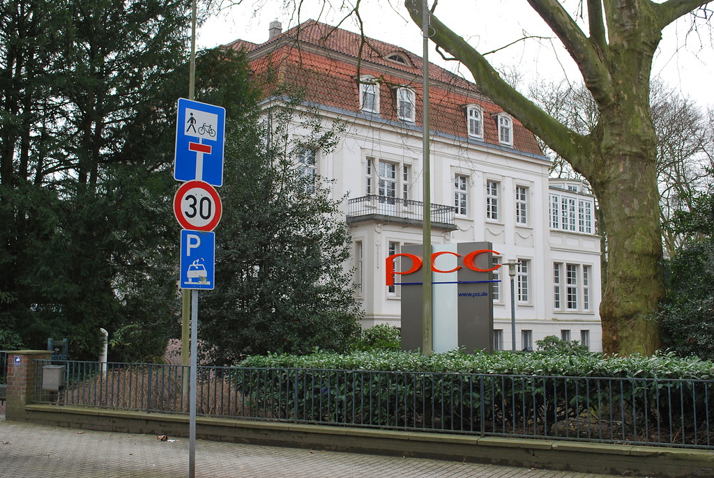 Direktorenvilla der Zeche Rheinpreußen I in Duisburg-Homberg (2013)