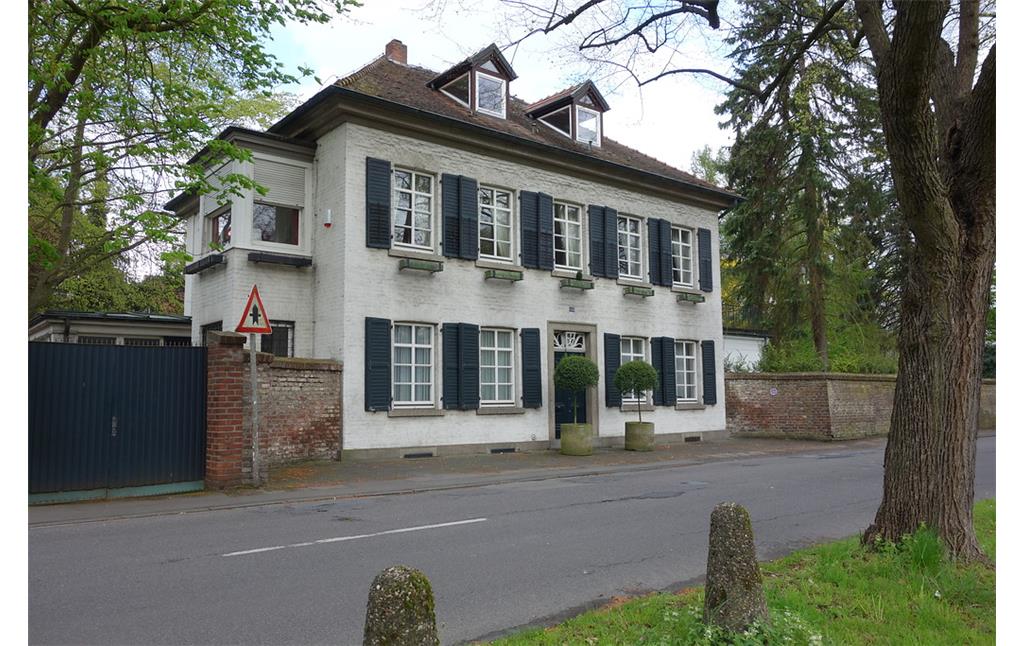 Klassizistische Villa Ostmerheimerstr. 441 (2016)