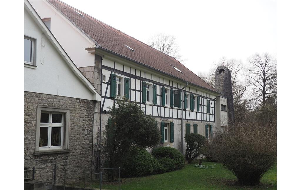 Der alte Hof Gerhardsfurth, seit 1900 Sitz der Geschäftsführung der Kalkwerke Oetelshofen (2021)