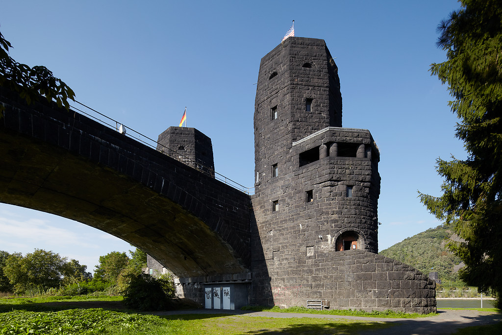 Turm der Brücke von Remagen in Remagen (2013)