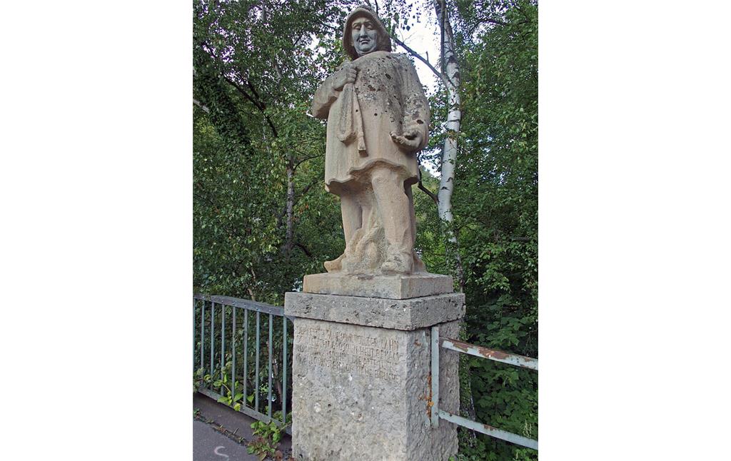 Fährmann-Statue an der Lahnbrücke in Balduinstein (2020)