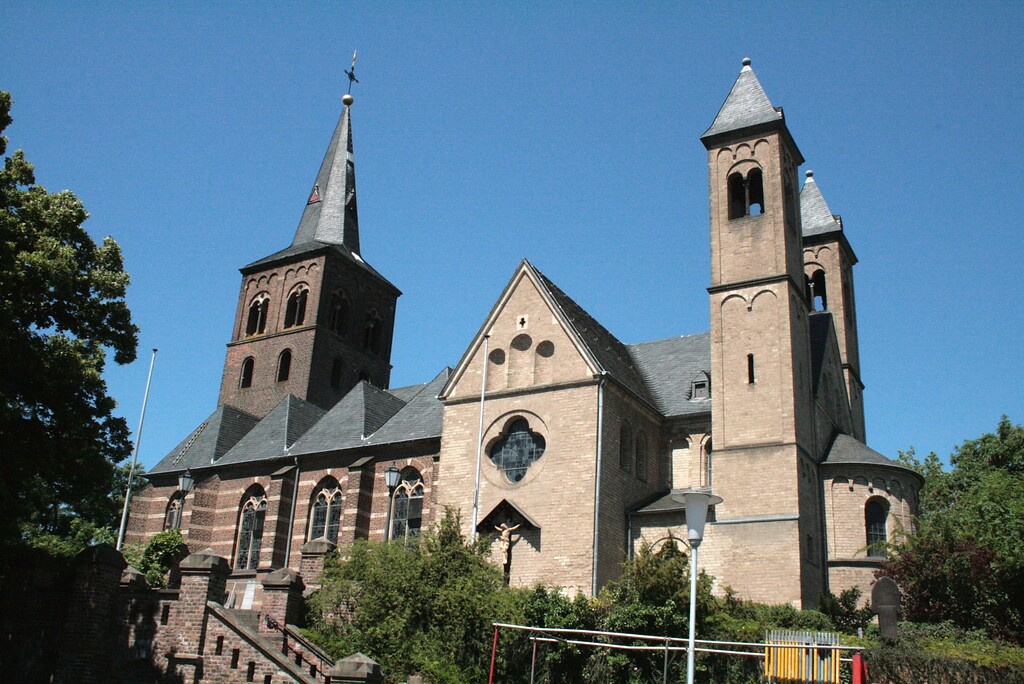 Bergheim-Bergheimerdorf, Katholische Pfarrkirche St. Remigius, 17.06.2011