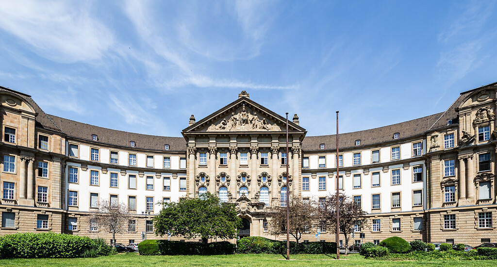 Oberlandesgericht Köln im Agnesviertel (2021)