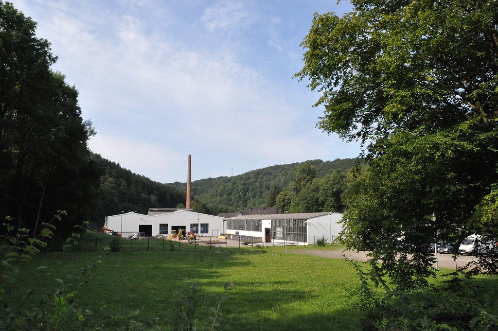 Firmengebäude der Firma "KIND" im Leppetal (2014)