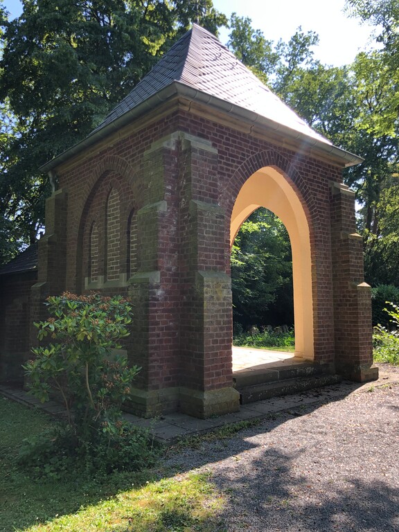 Kapelle am Soldatenfriedhof in Heinsberg (2023)